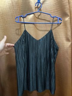 (Category: ) located in . Submitted by trendclosetstyle (Listing ID 1282418825, Image 1). Description: .