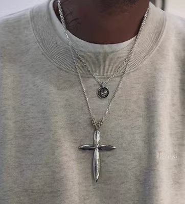 全新現貨極罕一枚larry smith TRIANGLE CROSS PENDANT 日本訂貨等待長