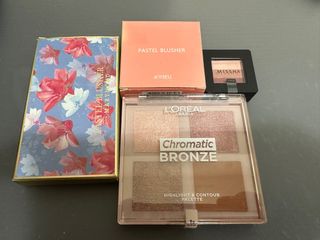 由 chloee7 (刊登 ID 1282549456，圖片 1) 提交，位於 的 (類別：)，說明：。