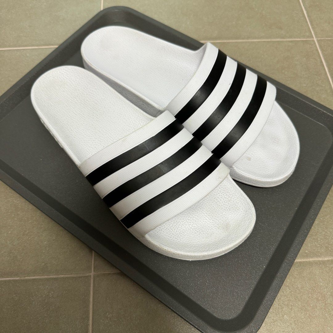 Adilette best sale slide sandal
