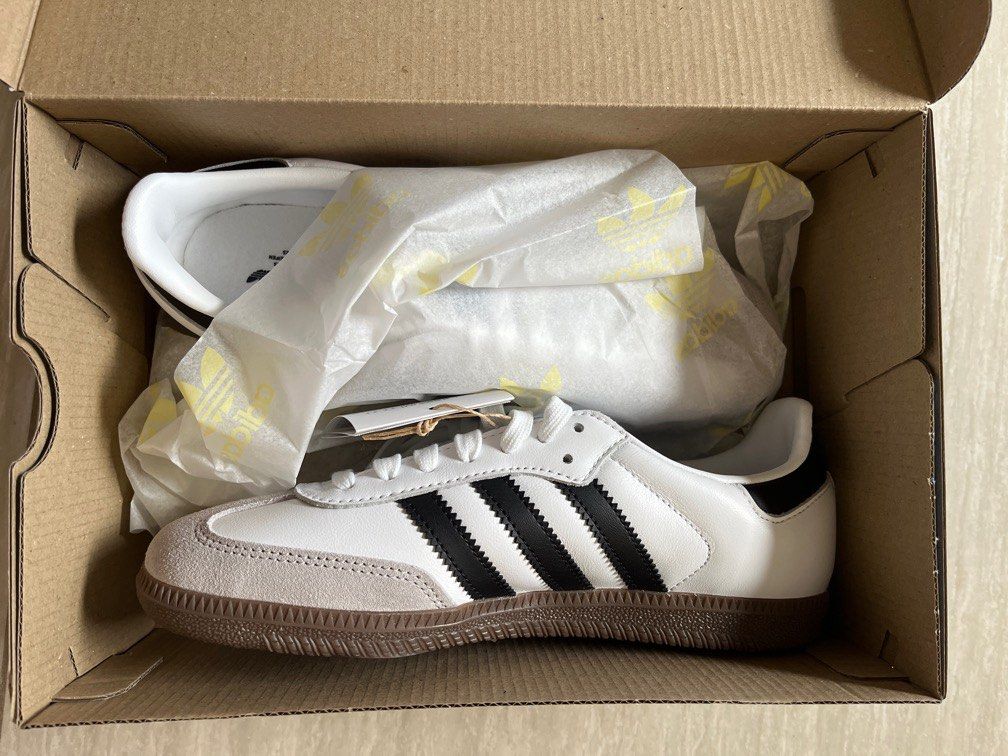 White sambas outlet womens