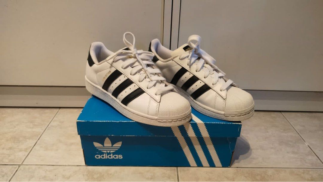 ADIDAS SUPERSTAR JUNIOR Men s Fashion Footwear Sneakers on