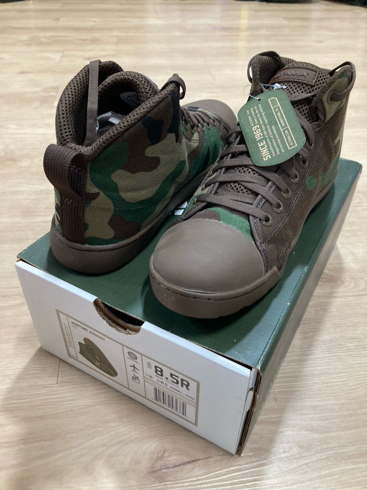 Altama Maritime Assault mid cut boots in woodland camo Men s