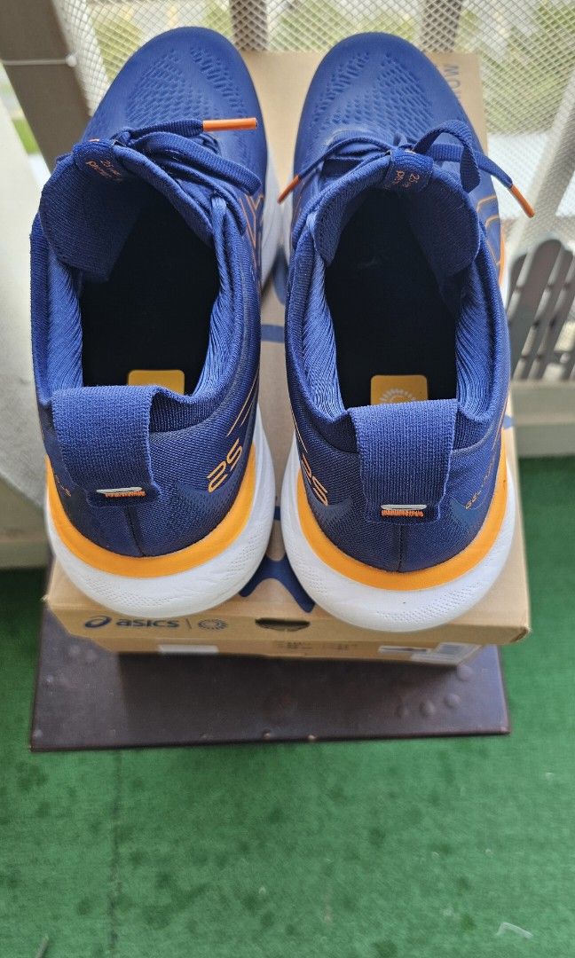 Asics nimbus 9.5 2e hot sale