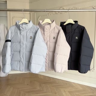 (Category: ) located in . Submitted by luxcloset.shop (Listing ID 1282418637, Image 1). Description: .