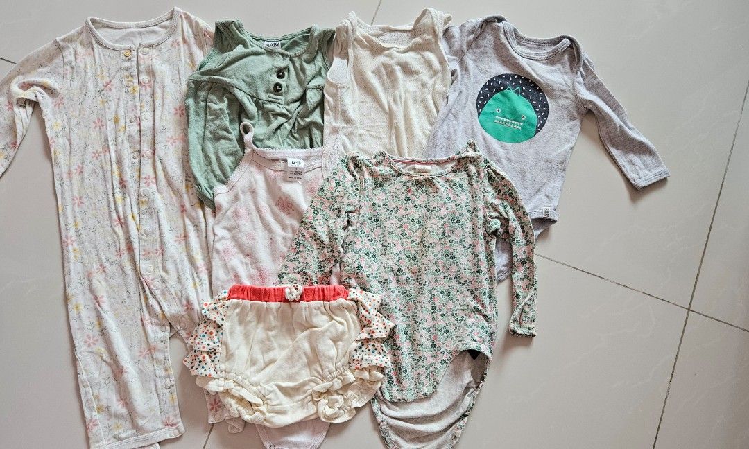 H&m deals onesie girl