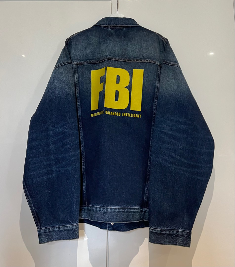 BALENCIAGA 22SS FBI Denim Jacket, 名牌, 服裝- Carousell