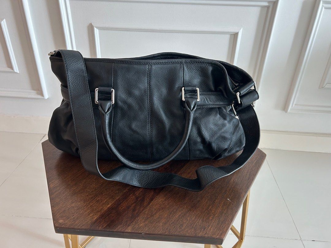 Banana republic deals shoulder bag