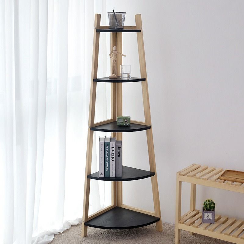 Triangle shop corner bookshelf