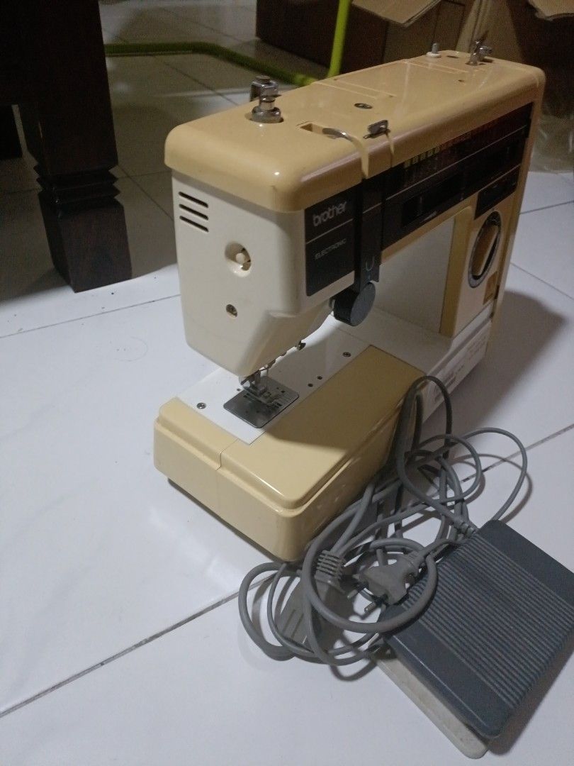 Brother VX950 Sewing Machine, TV & Home Appliances, Other Home