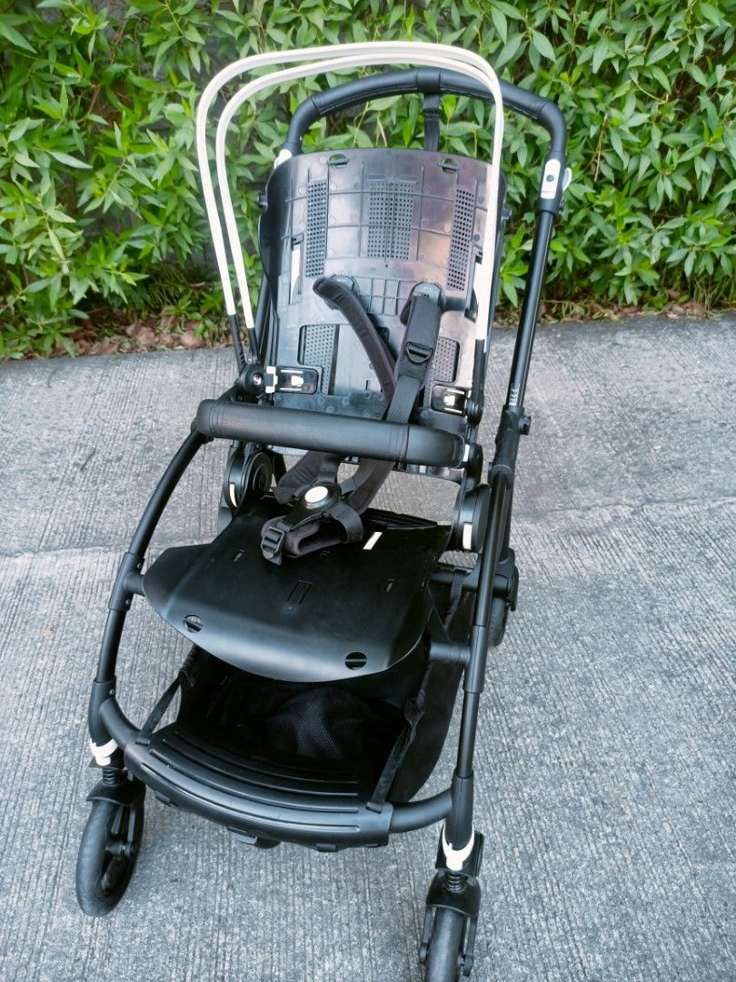 Bugaboo Bee6 compact complete stroller (Category: Strollers) located in Pasig City. Submitted by unicornsanddinosaurs (Listing ID 1281212016, Image 2). Description: Bugaboo Bee6 complete stroller. Never been used 💕 Black Chassis is a display unit ( few minor scratches) Brand New Fresh White Canopy Brand New Black Seat Fabric The Bee 6 is the current model of the Bee that has quite a few upgrades to the previous model - larger wheels, a belly bar