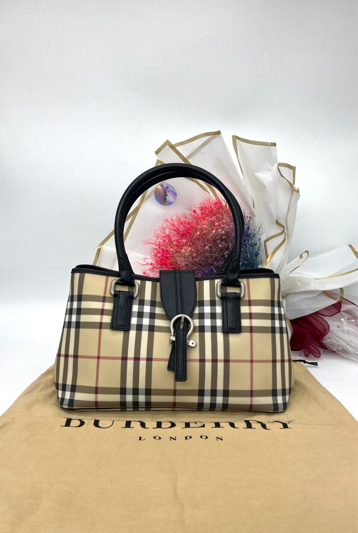 Burberry nova handbag deals