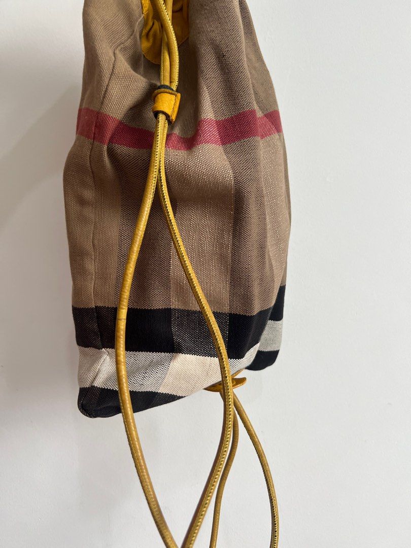 Burberry phoebe 2025 mini drawstring pouch