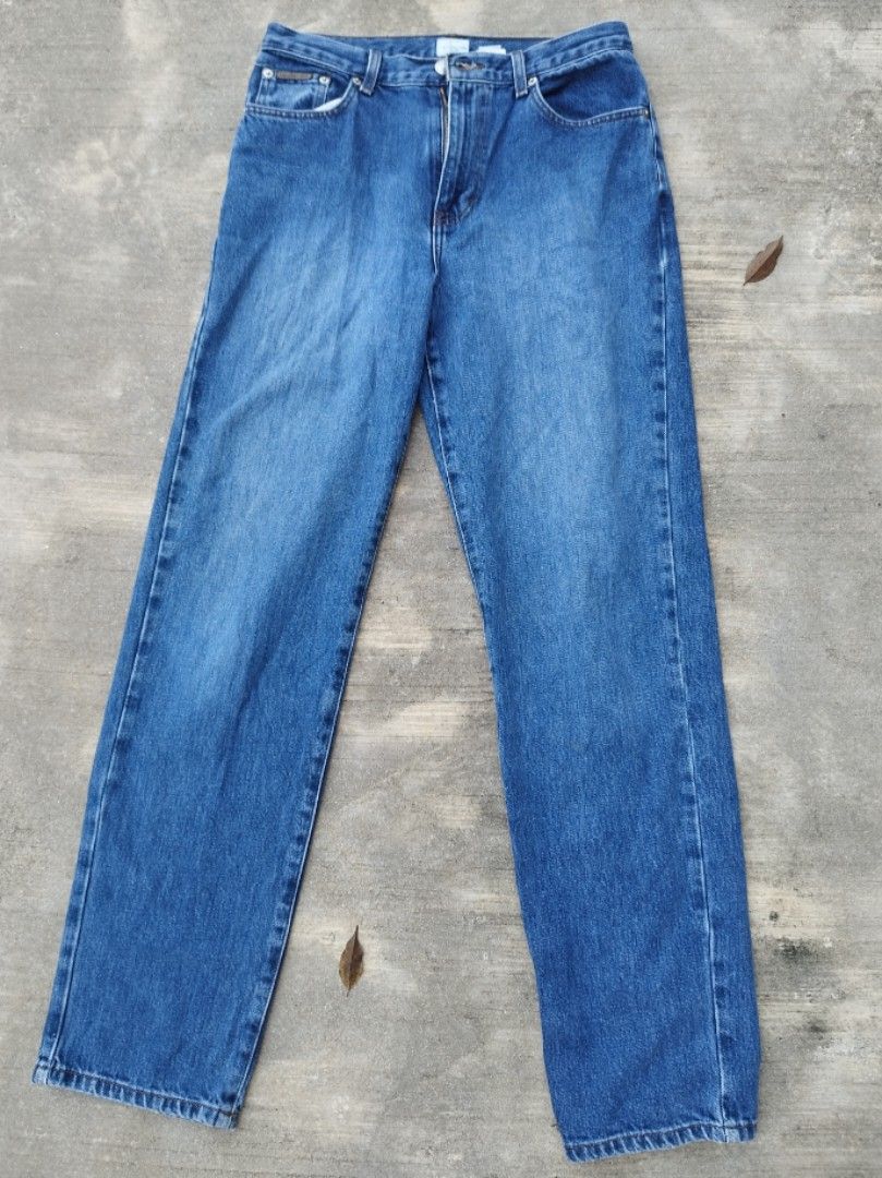 Calvin klein easy fit jeans new arrivals