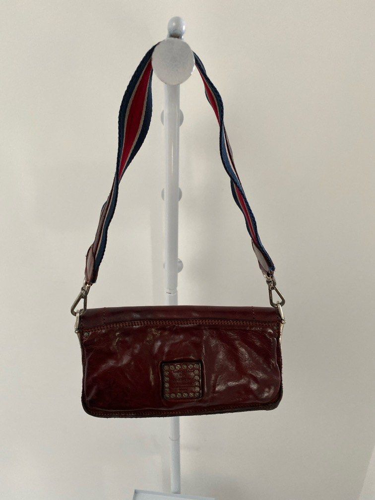 Maroon shoulder clearance bag