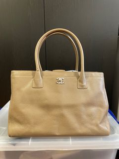 （分類：）位於 。 由 value_village 提交（商品編號 1282488016，圖片 1）。簡介： 。