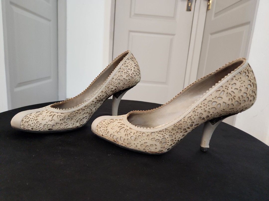 Christian dior heel store