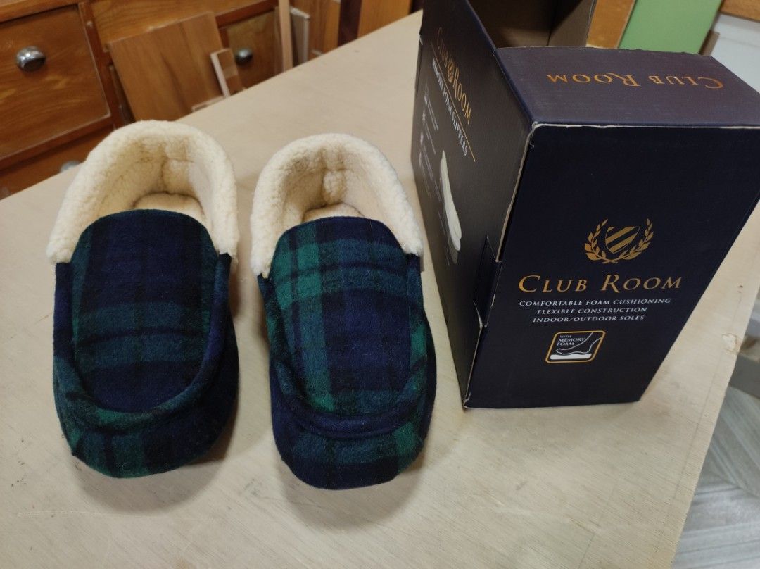 Club room online memory foam slippers