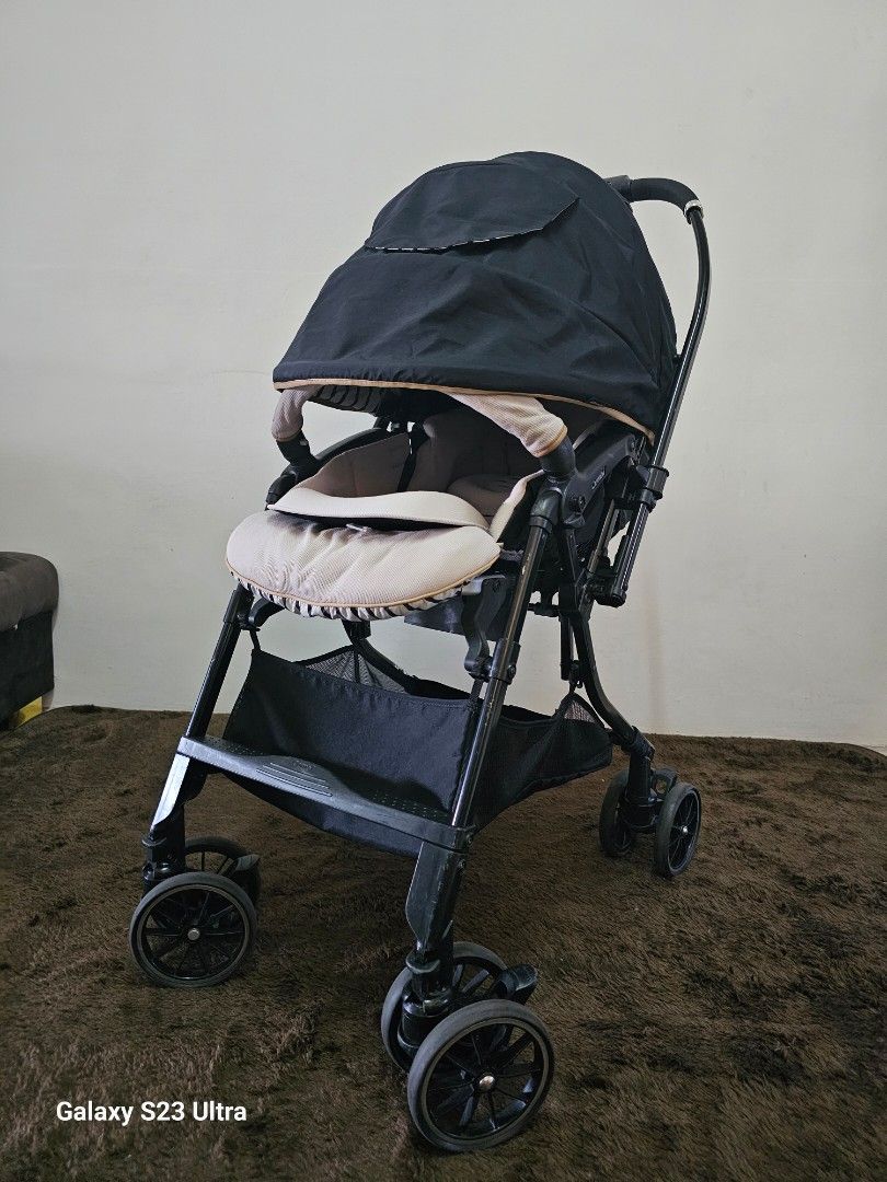 Combi handy stroller