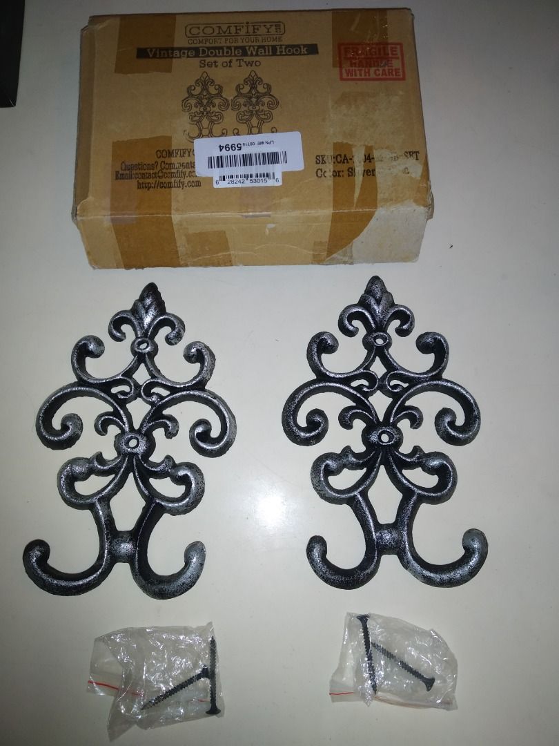 Comfify Cast Iron Metallic Vintage Double Wall Mounted Hooks, Decorative  Antique Wall Mounted Hanger for Coats, Jackets and More, 7.75 x4.8”