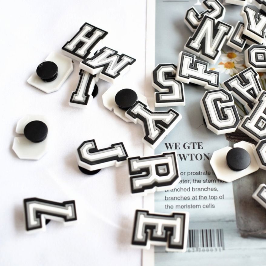 Jibbitz letters 2025