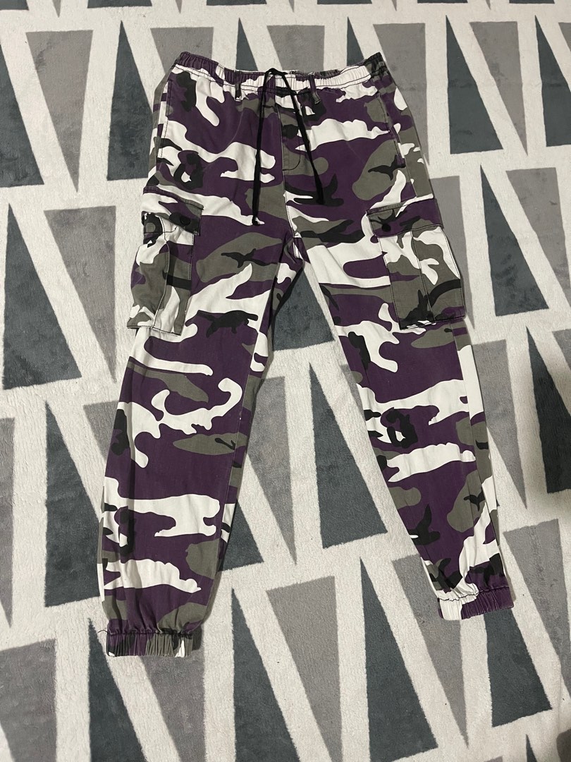 How to Style Camo Pants