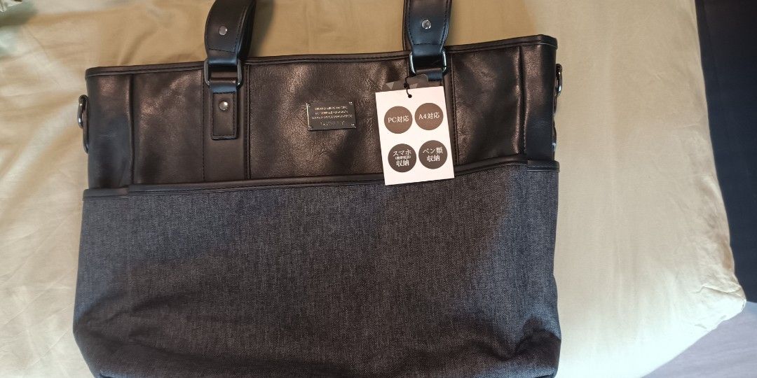 D Kelly bag