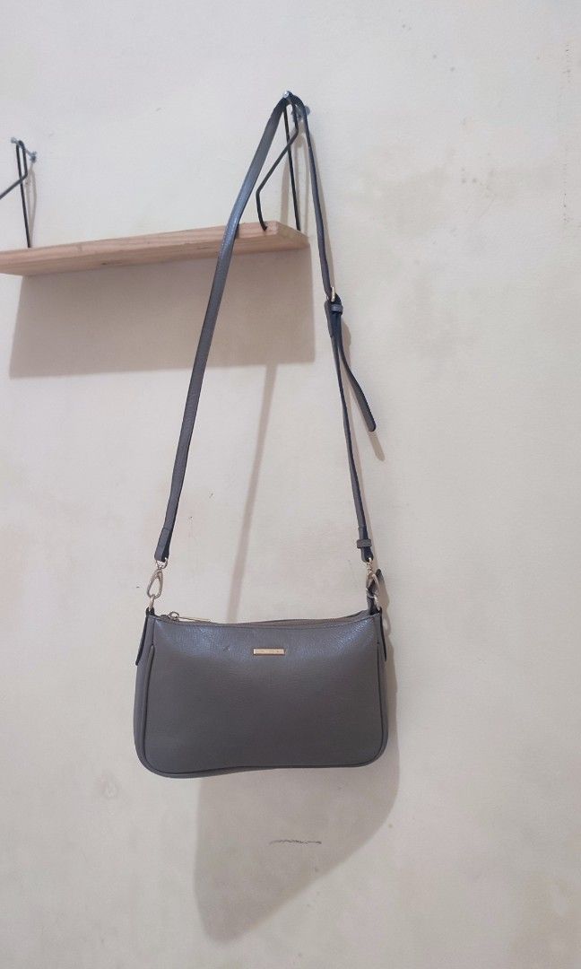 Della stella sling bag shop