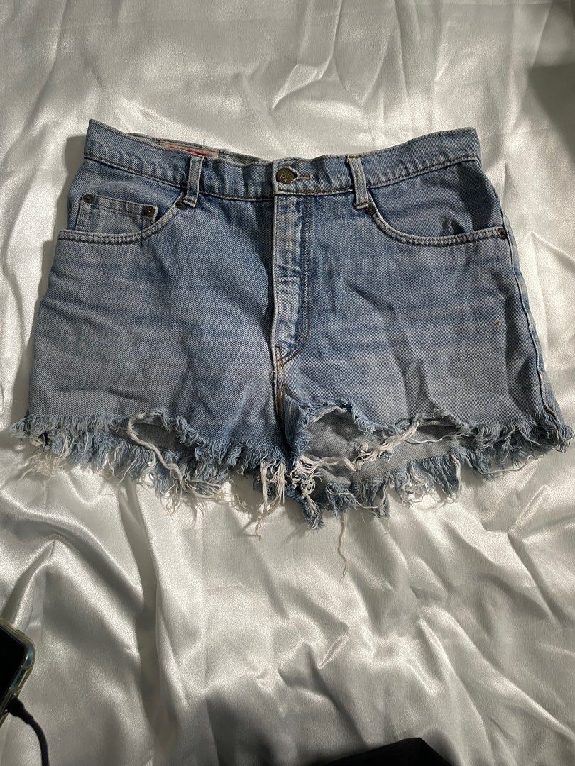 Destructed Hotpants Levis Fesyen Wanita Pakaian Wanita Bawahan