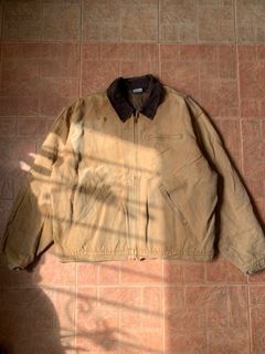 (Category: ) located in . Submitted by nomorumforclothes (Listing ID 1282541021, Image 1). Description: .