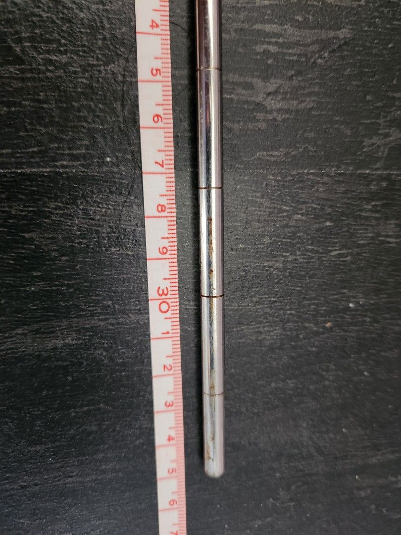 Diving Pointer (Category: Other Sports Equipment and Supplies) located in Singapore. Submitted by darkangelo (Listing ID 1267610428, Image 2). Description: 35cm..