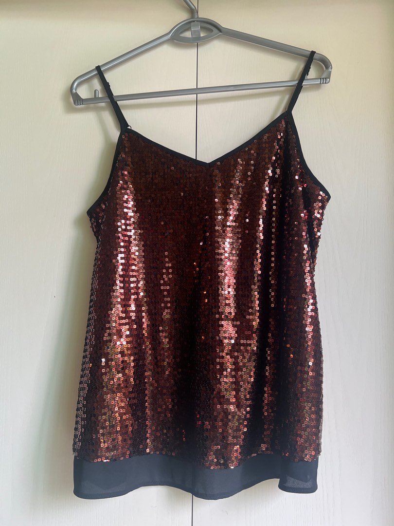 Dorothy Perkins sequin top Women s Fashion Tops Blouses on Carousell