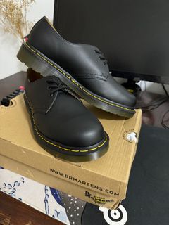 Dr hot sale martens pavilion