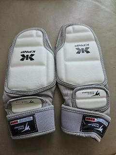 Missy's KPNP Sensing Socks  Taekwondo Gear - Size 6, Sports Equipment,  Sports & Games, Combat Sports on Carousell