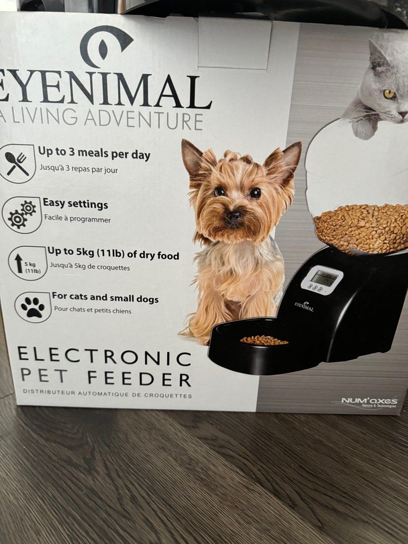 Eyenimal pet best sale feeder