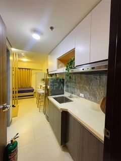 Fully furnished Condo in Timog