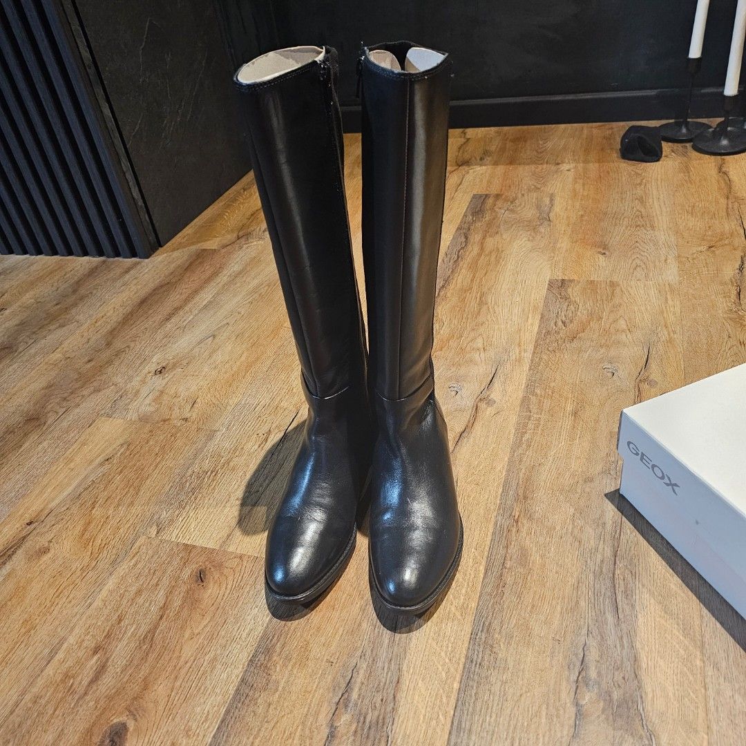 GEOX Felicity Boots Women s Fashion Footwear Boots on Carousell