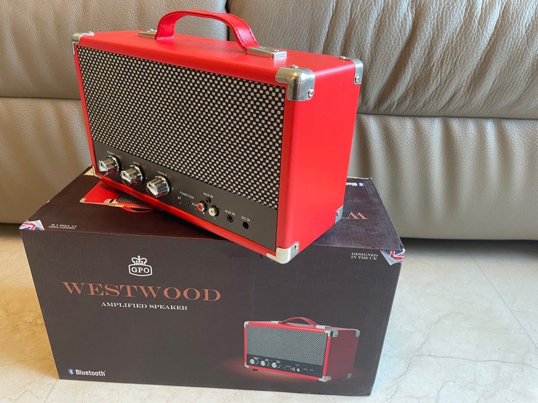 Westwood amplified speaker top