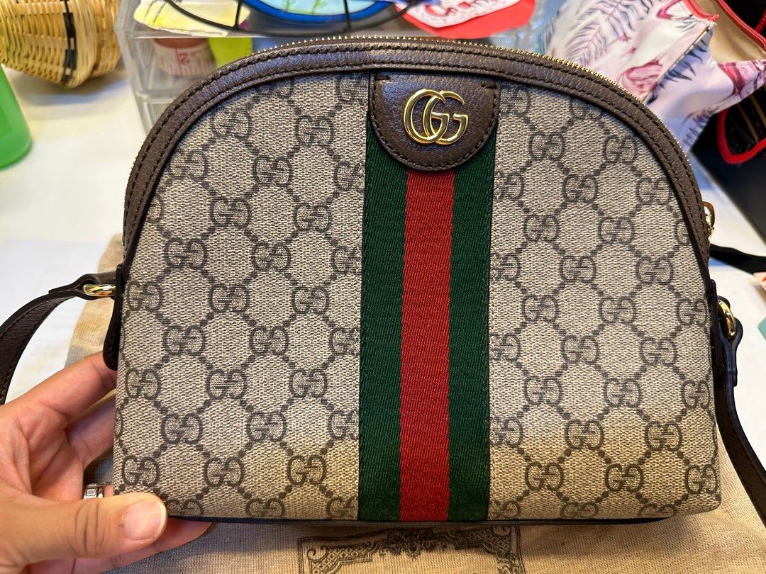 Gucci GG Supreme Ophidia Shoulder Bag (Category: Luxury Bags & Wallets) located in Manila. Submitted by maxinezaf (Listing ID 1282510365, Image 2). Description: With Dust Bag .