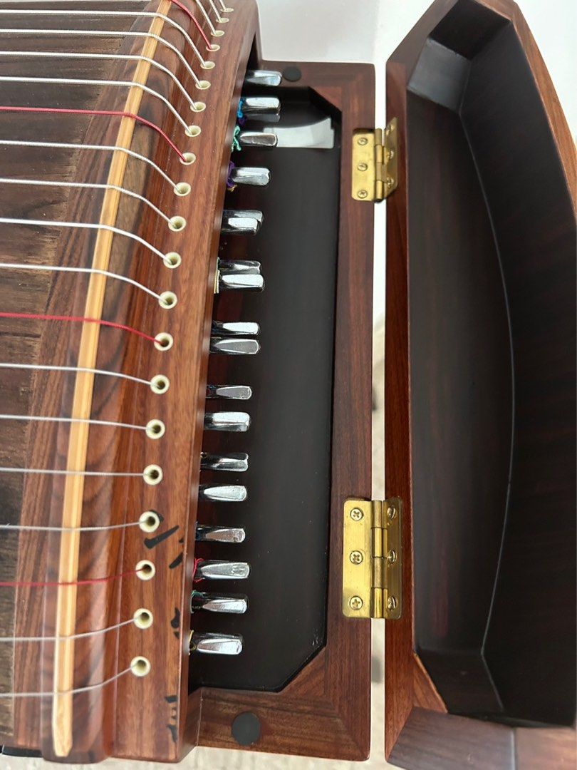 Guzheng (Japanese wood 135cm), Hobbies & Toys, Music & Media, Musical