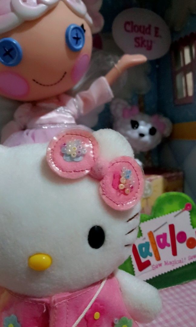 Hello kitty and mimi (Category: Babies & Kids Fashion) located in Manila. Submitted by meloopsy (Listing ID 1282561783, Image 2). Description: .