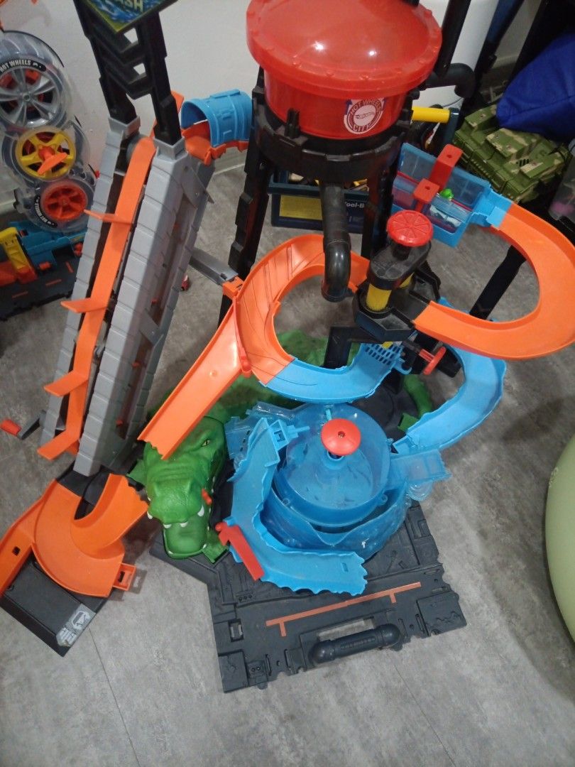 Hot wheels gator wash Hobbies Toys Toys Games on Carousell