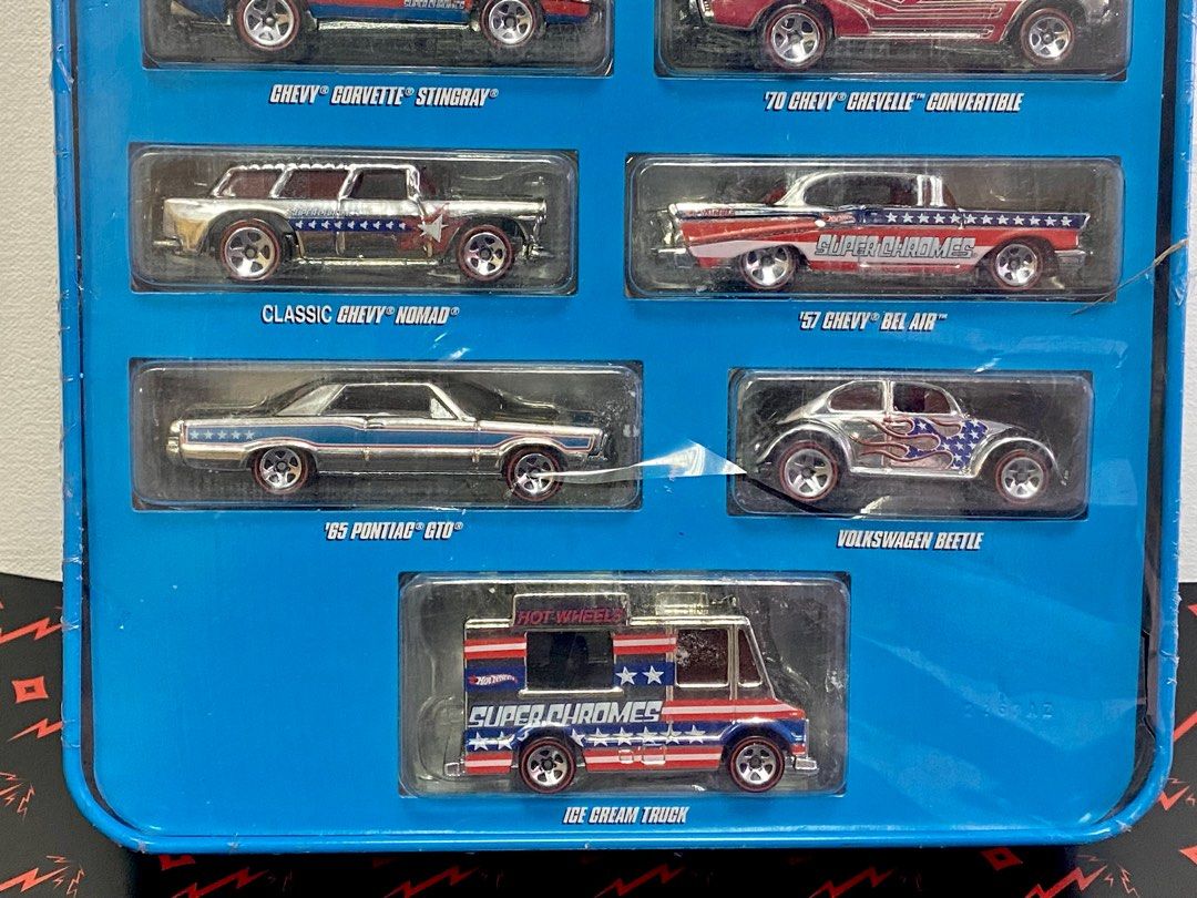 Hot Wheels Super CHROMES 10/10 - CHROMES/Yellow Rising Heat 145/365 50e Anniversaire