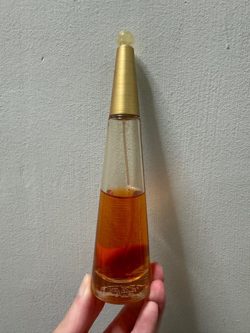 Issey miyake absolue perfume hotsell