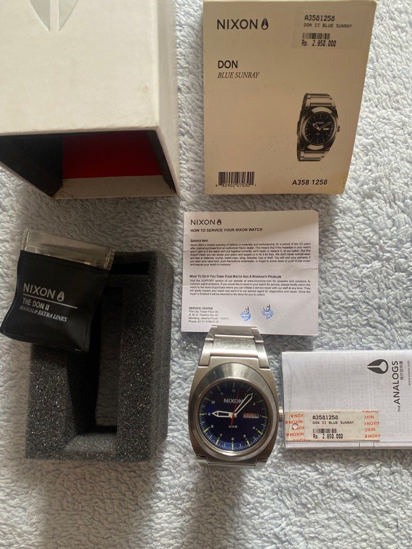 Nixon don store ii blue sunray