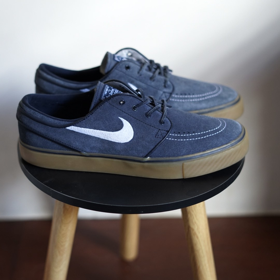 Janoski obsidian cheap gum