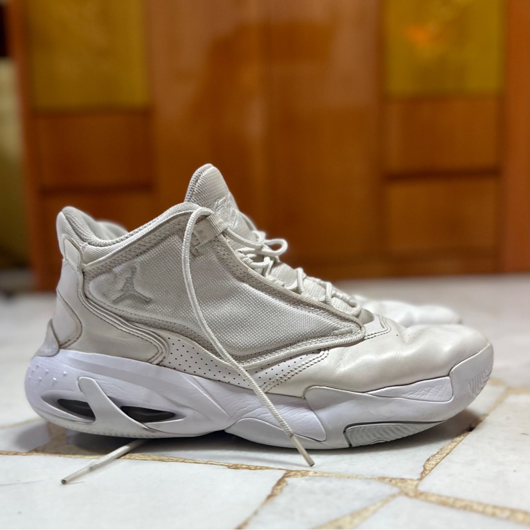 Jordan Max Aura 4 Basketball Shoes US11.5 Men s Fashion