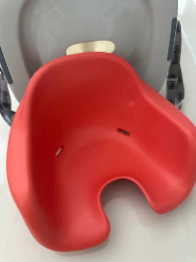 Jumbo booster seat