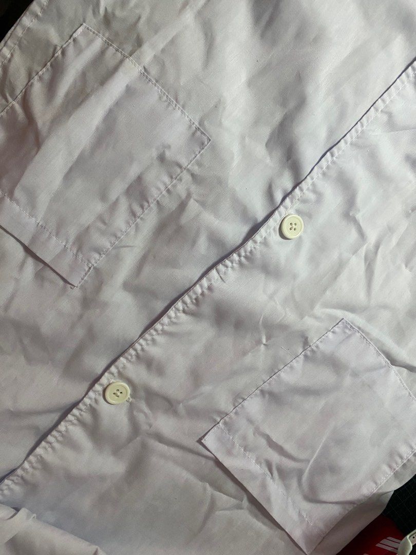 Lab Gown Coat (Small Size) (Category: Medical Supplies & Tools) located in Santa Ana. Submitted by wonisun (Listing ID 1282480352, Image 3). Description: ⛅️ Used twice 🌥️Will give my extra lab gown (2 lab gowns for 270) ⛅️ 96 cm long ⛅️ Small Size ⛅️ RFS: i’m not using it anymore, this was my spare lab gown ⛅️ MOD: J&T MOP: GCash.