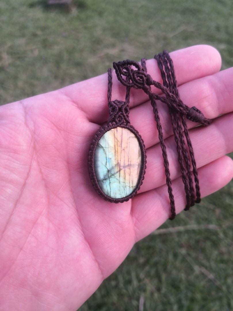 Labradorite macrame necklace store
